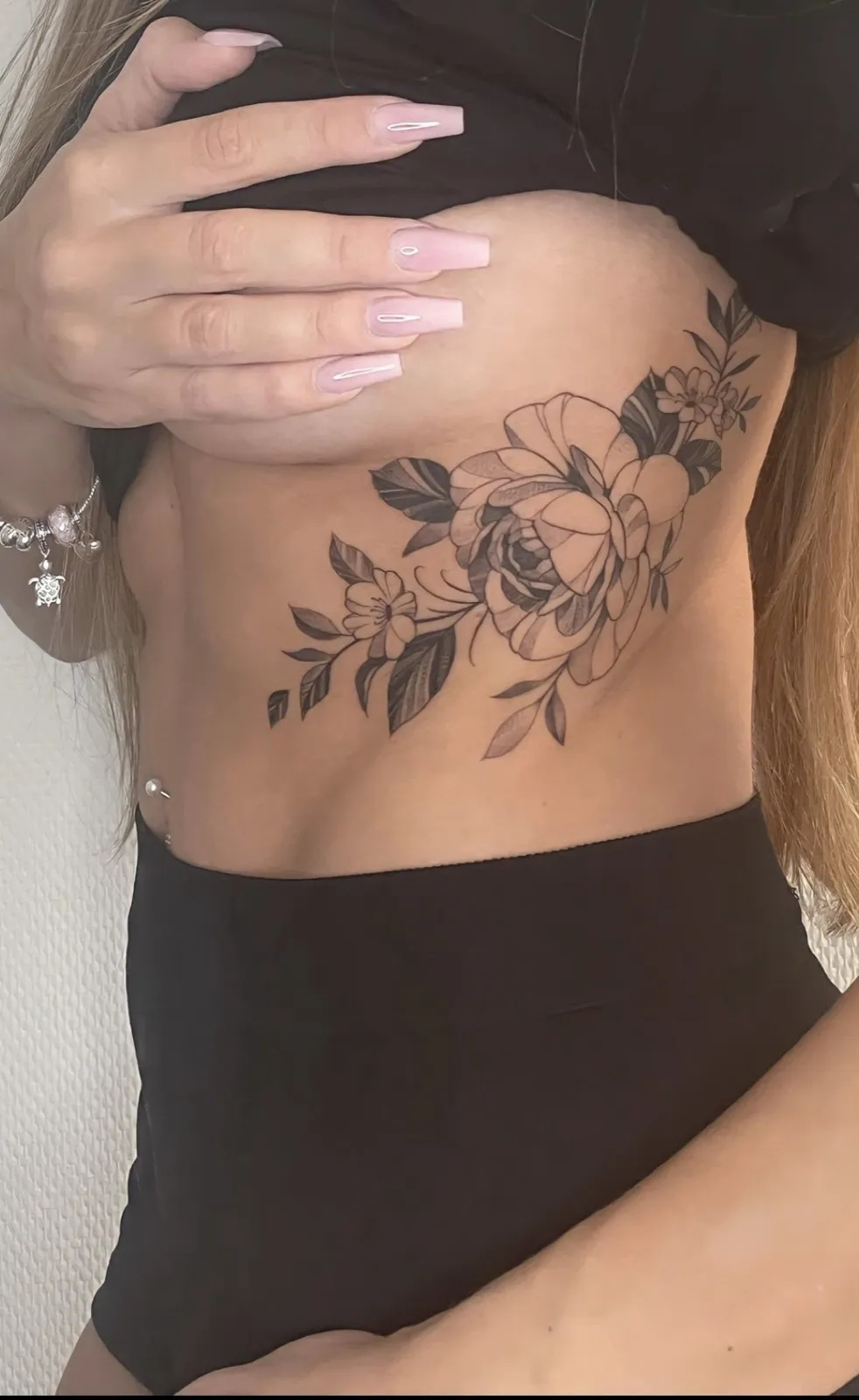 Fineline tattoo bij Tattoo Heaven