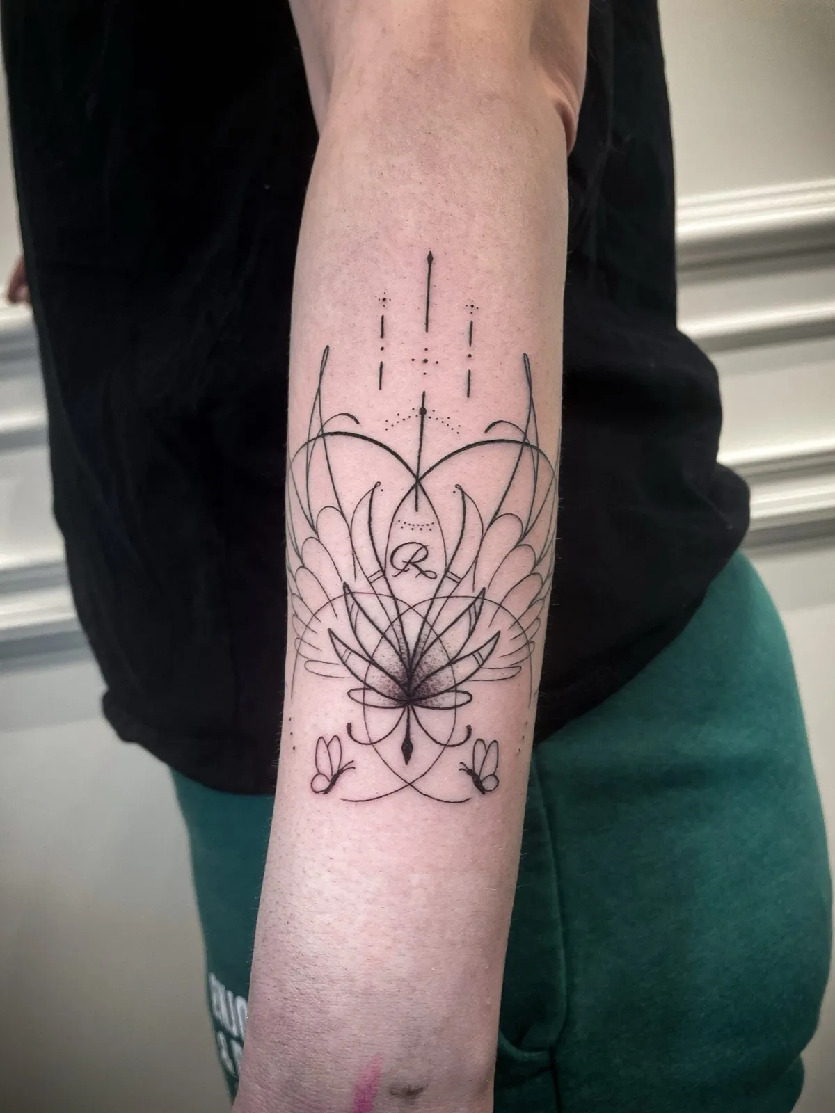 Ornamental tattoo bij Tattoo Heaven