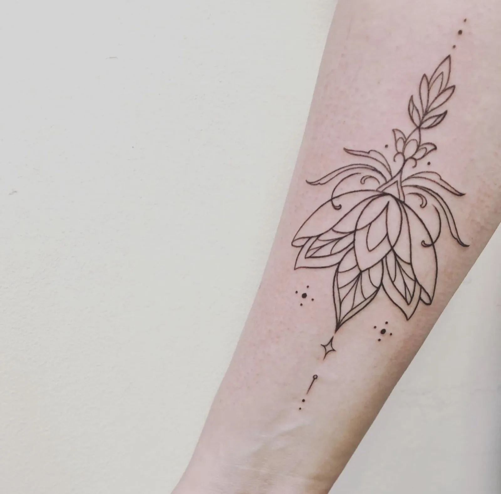 Ornamental tattoo bij Tattoo Heaven