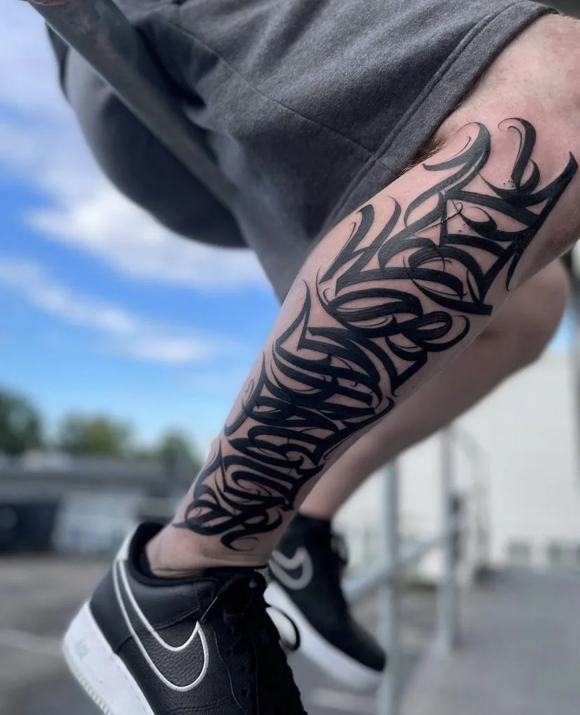 Lettering tattoo bij Tattoo Heaven